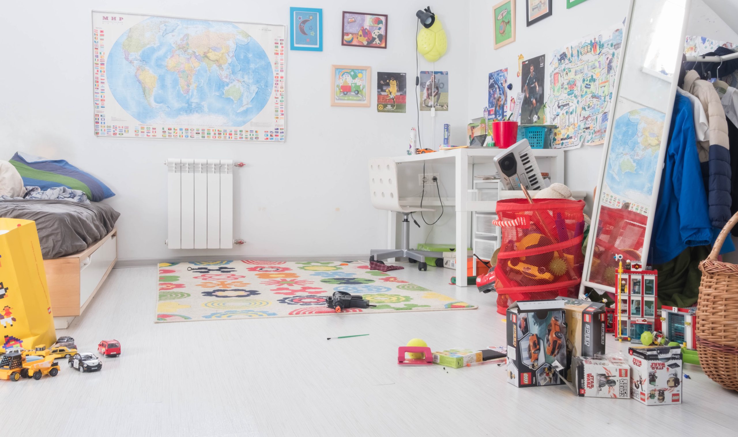 A child's messy room